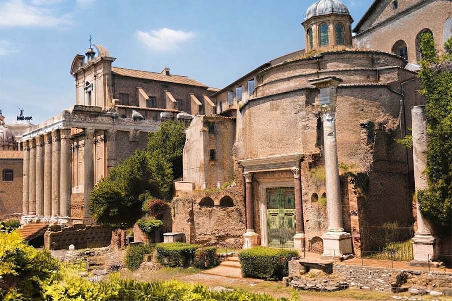 Tempio di Romolo (Romulův chrám) - Forum Romanum