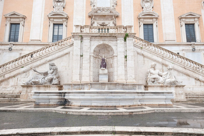 Fontana della Dea Roma (Piazza del Campidoglio)